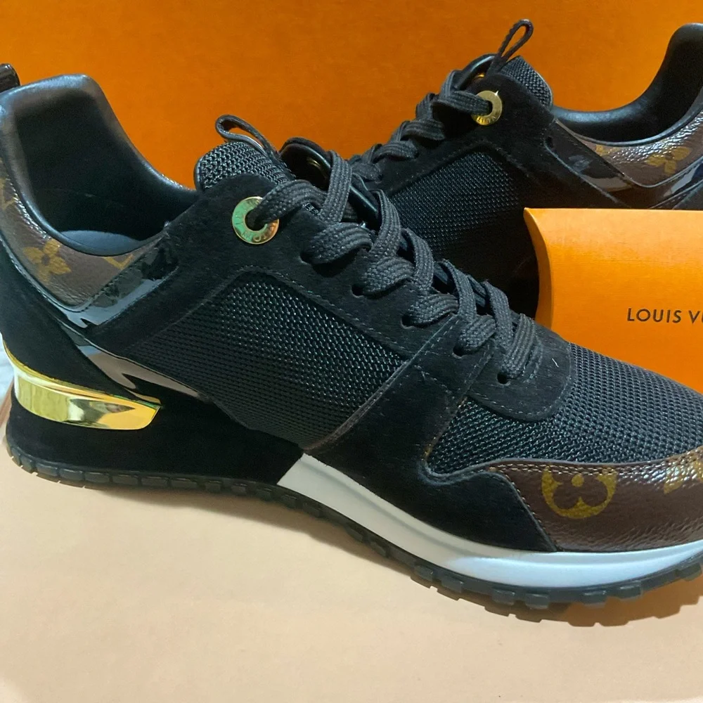 Louis Vuitton Runaway sneakers - Picture 5 of 5